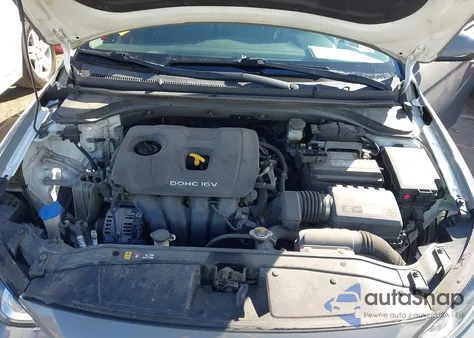 2018 Hyundai Elantra Value Edition из США, поврежденный, VIN 5NPD84LF7JH252723